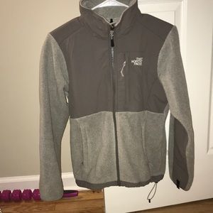 Women’s north face Denali jacket